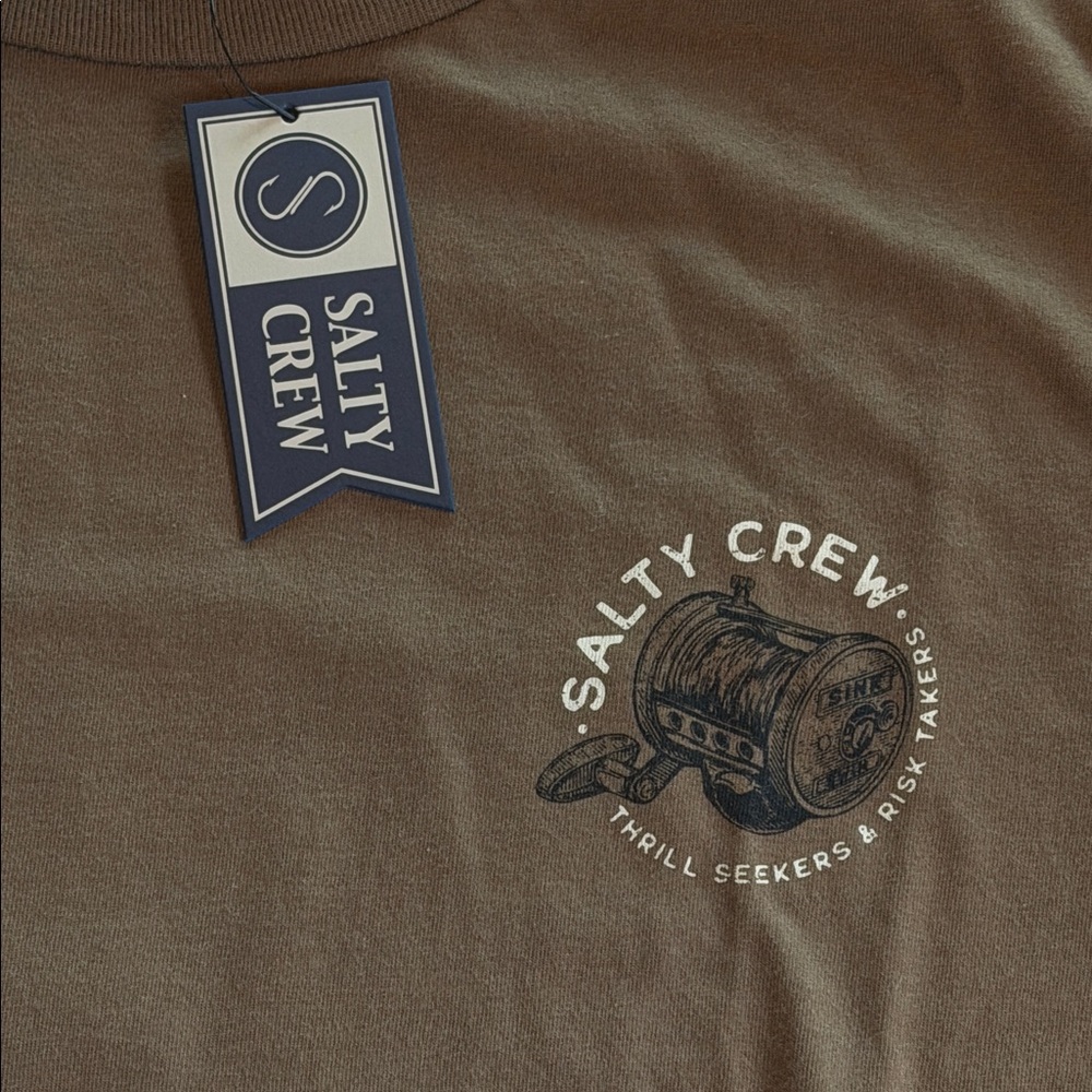 RARE 🐟 Salty Crew Brown Short Sleeve Tee! THRILL SEEKERS & RISK TAKERS 🐟 - Picture 3 of 12
